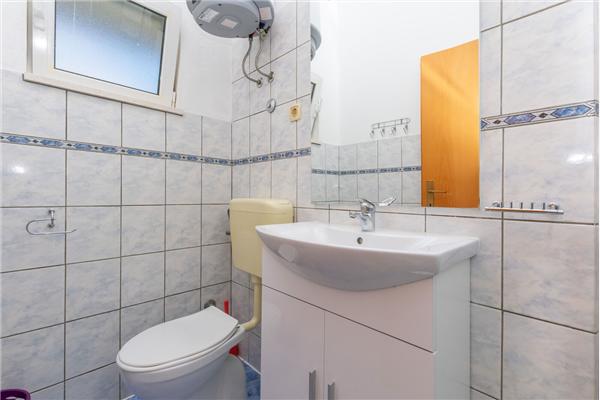 Apartment A2, for 3 persons