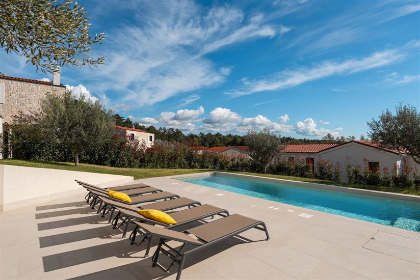 Villa Minerva s bazenom