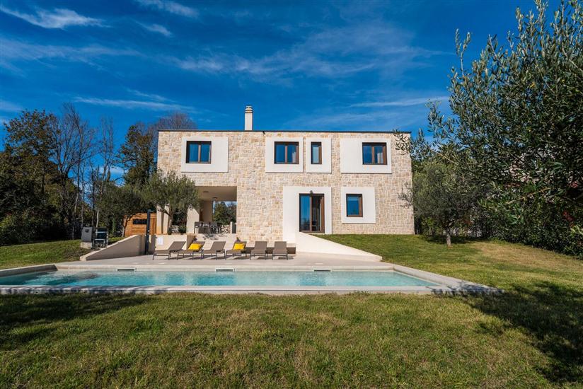 Villa Minerva s bazenom