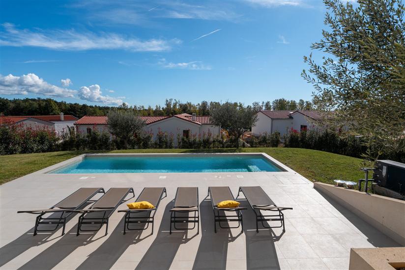 Villa Minerva s bazenom