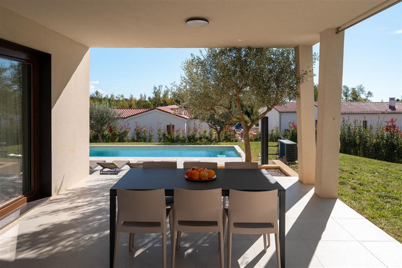 Villa Minerva s bazenom