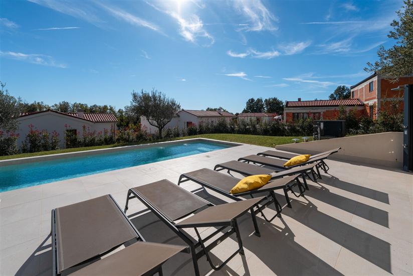 Villa Minerva s bazenom