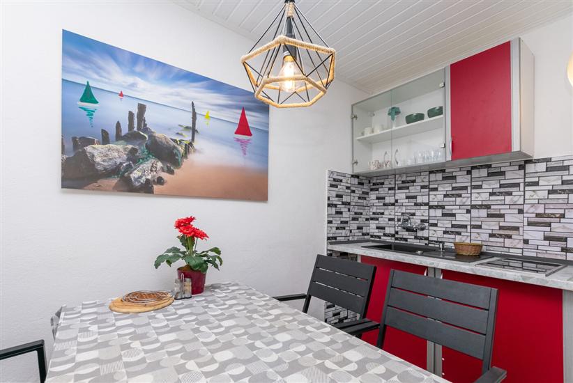 Apartment A4, for 3 persons