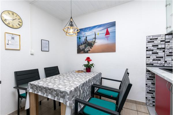 Apartment A4, for 3 persons