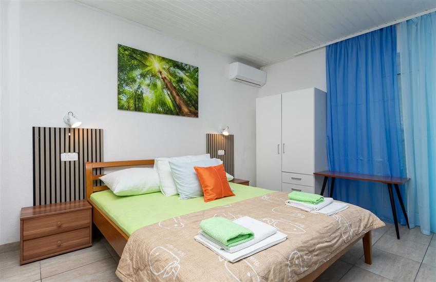 Apartment A4, for 3 persons