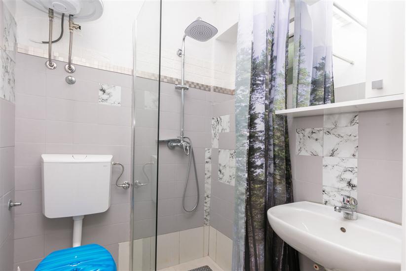 Apartment A4, for 3 persons