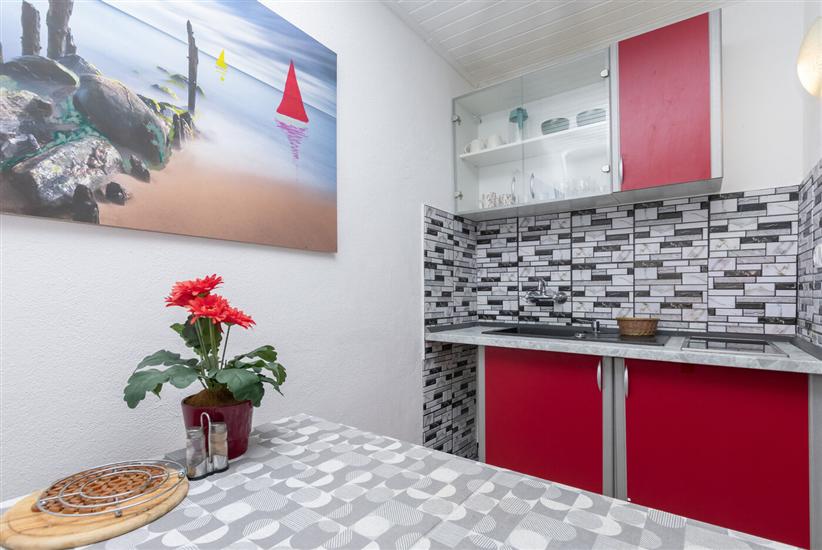 Apartment A4, for 3 persons