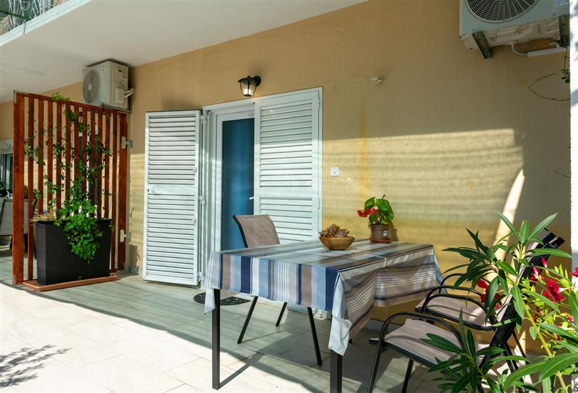 Apartment A4, for 3 persons