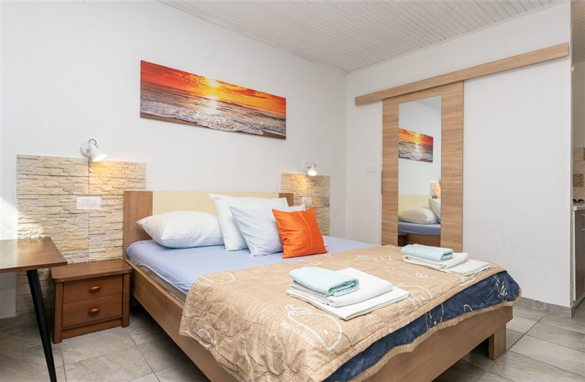 Apartment A5, for 3 persons