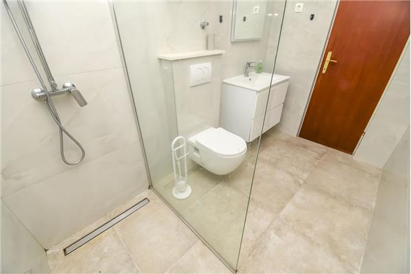 Apartment A1, for 7 persons