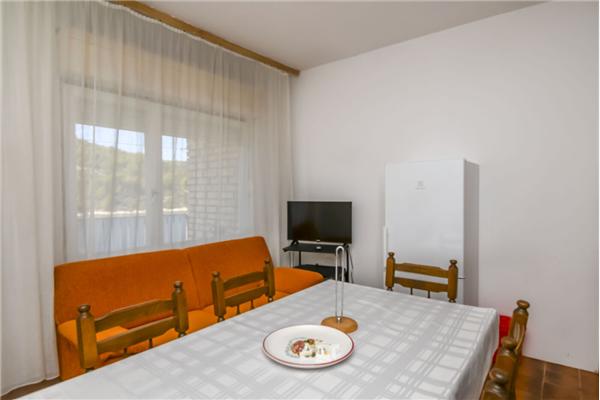 Apartment A1, for 7 persons