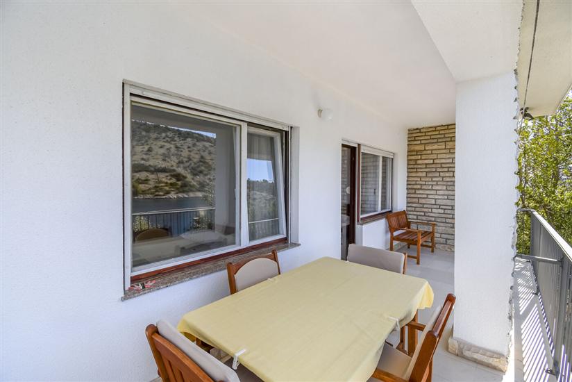 Apartment A1, for 7 persons