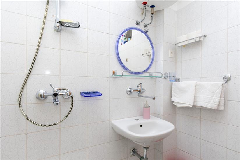 Apartment A2, for 3 persons