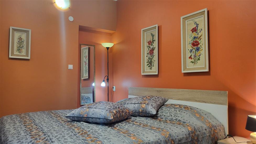 Apartment A2, for 6 persons