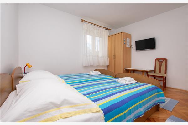 Apartment A3, for 5 persons