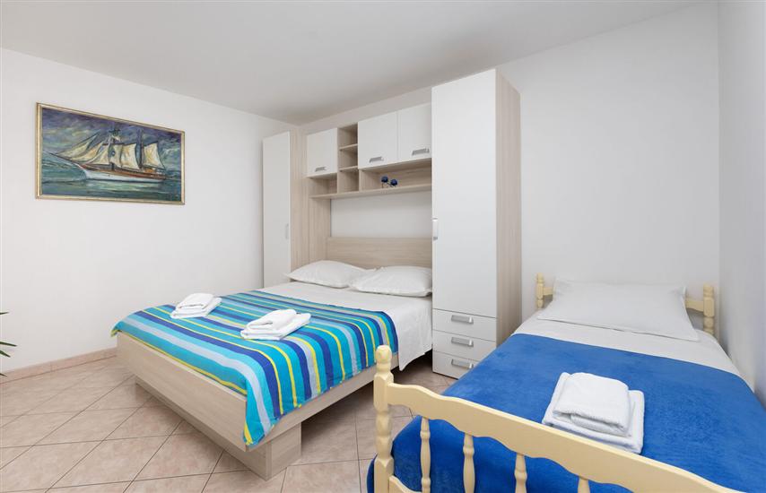 Apartment A3, for 5 persons