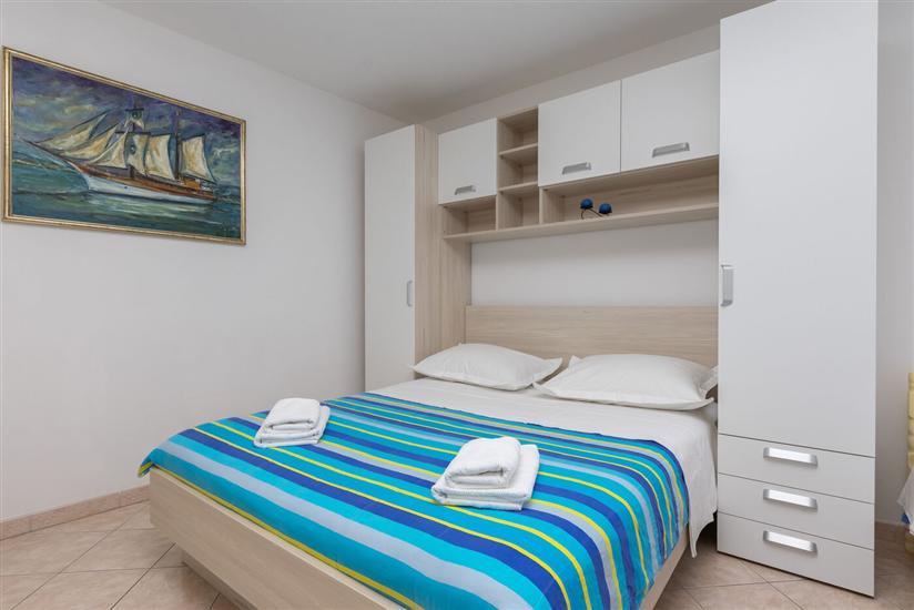 Apartment A3, for 5 persons