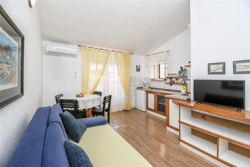 Apartment A6, for 3 persons