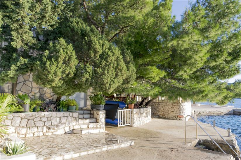 Apartments Alice seafront