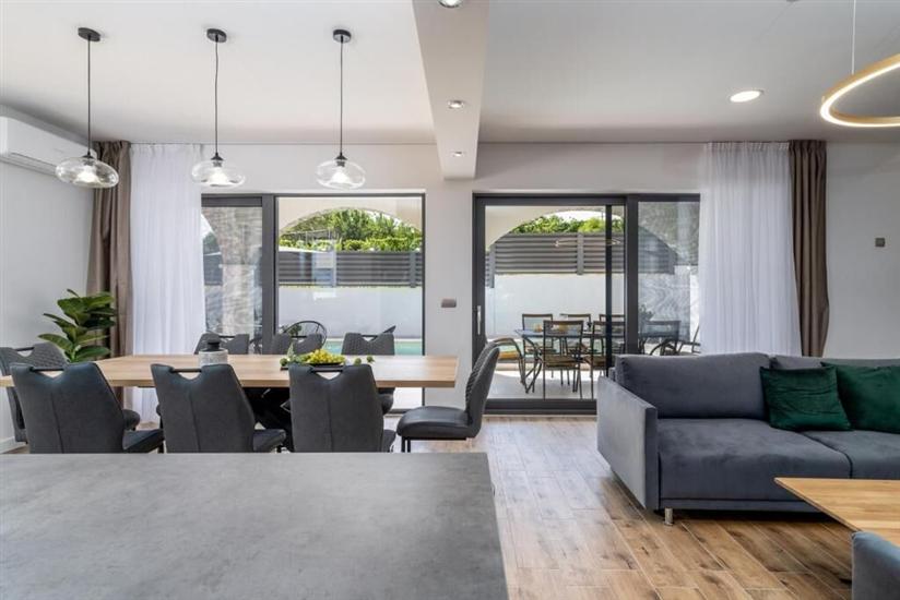 House K1, for 10 persons