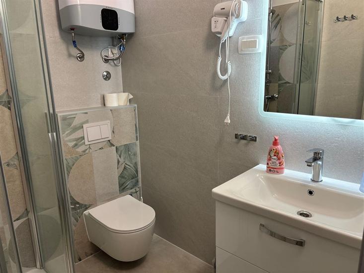 Apartman A1, na 8 osebe