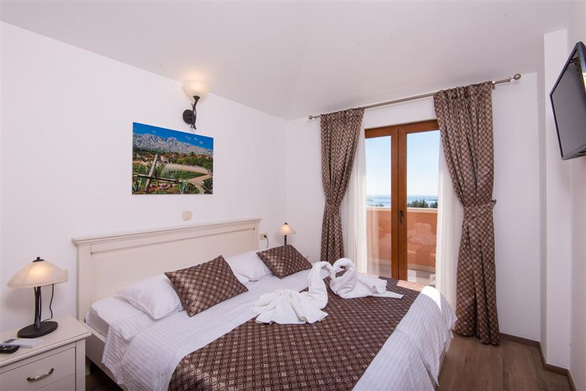 House K1, for 8 persons