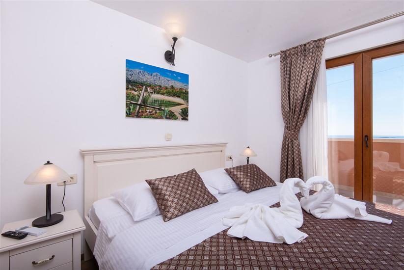 House K1, for 8 persons