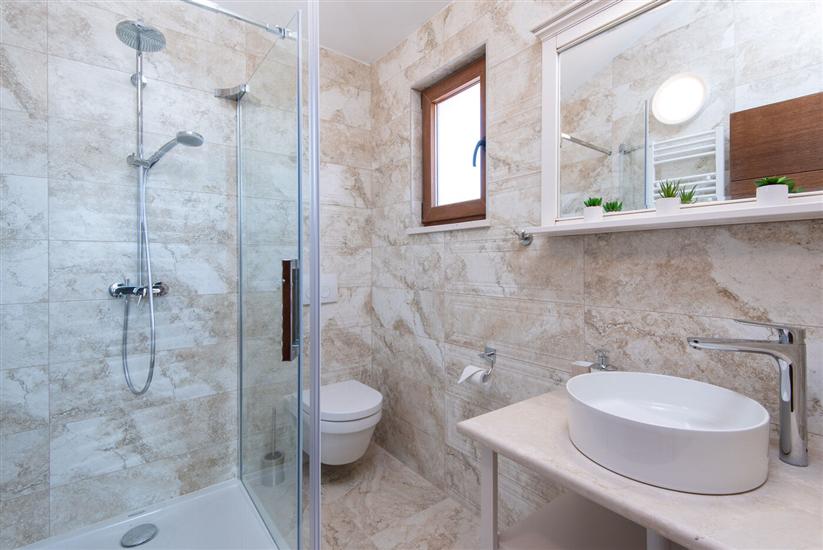 House K1, for 8 persons