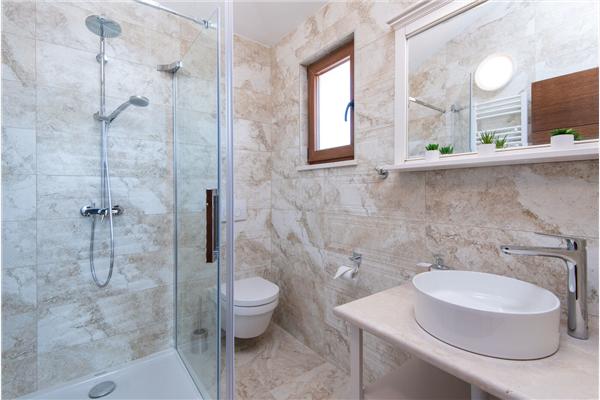 House K1, for 8 persons