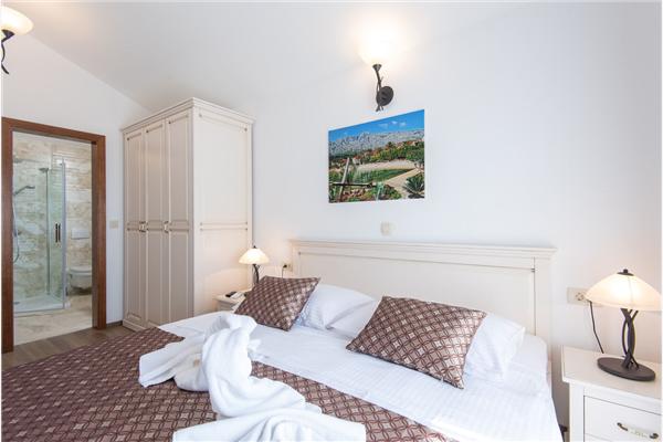 House K1, for 8 persons