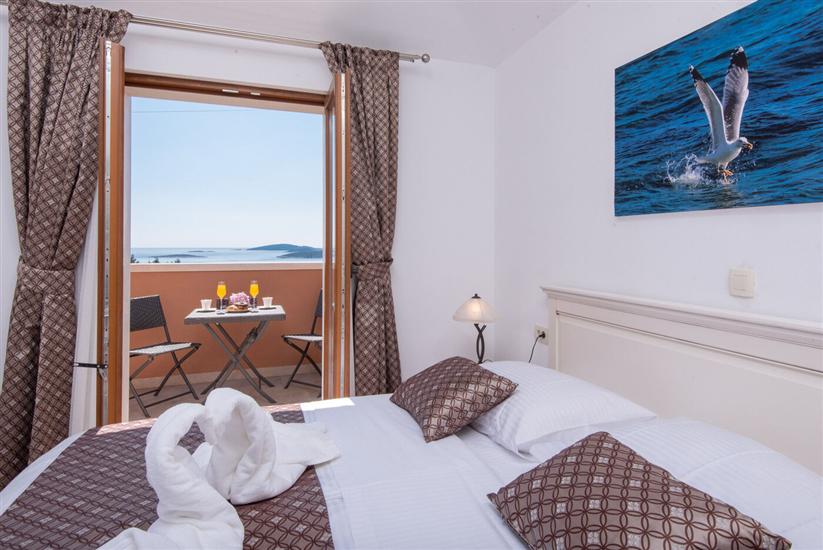 House K1, for 8 persons