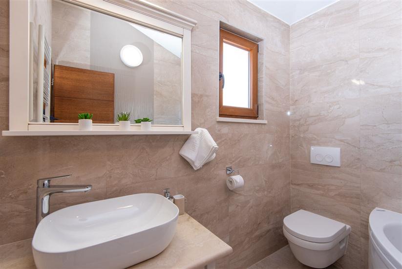 House K1, for 8 persons