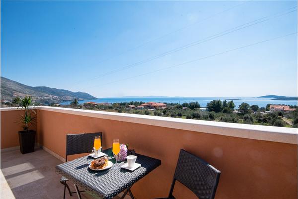 House K1, for 8 persons