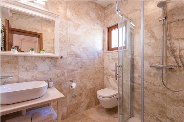 House K1, for 8 persons