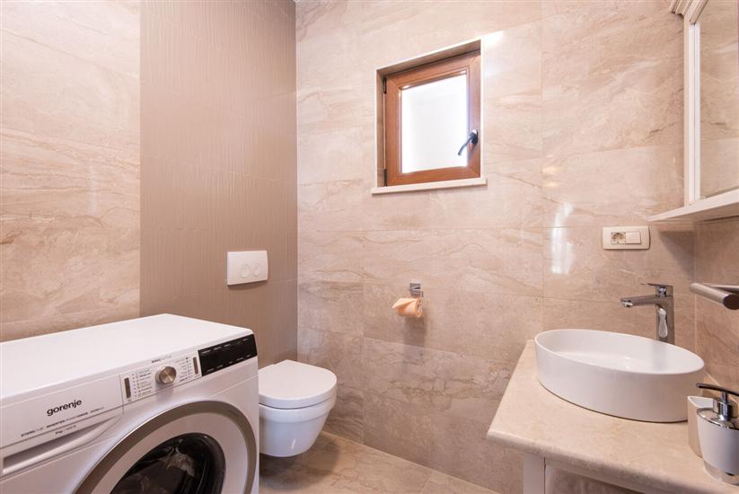 House K1, for 8 persons