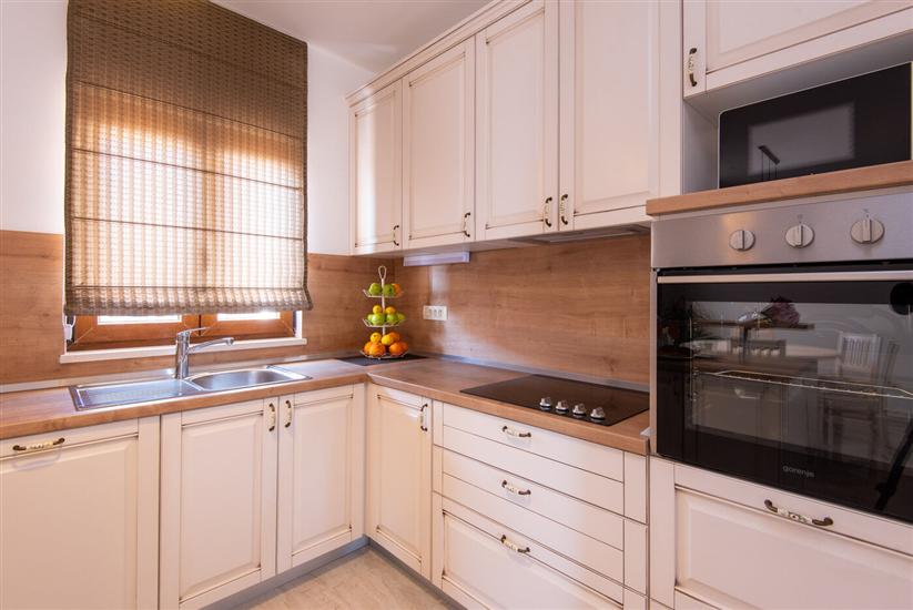 House K1, for 8 persons