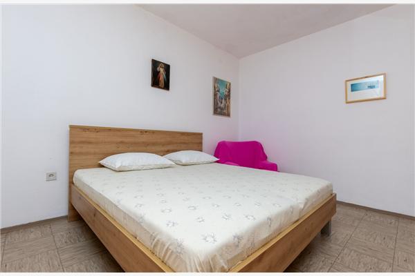 Apartment A2, for 5 persons