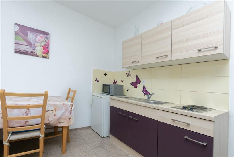 Apartment A2, for 5 persons