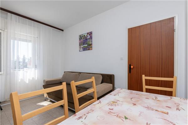 Apartment A2, for 5 persons