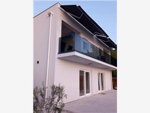 Beachfront accommodation Dubrovnik riviera,BookDamirFrom 128 €