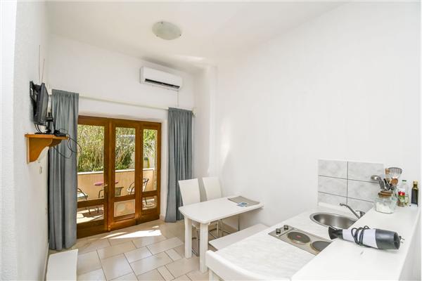 Apartment A2, for 3 persons