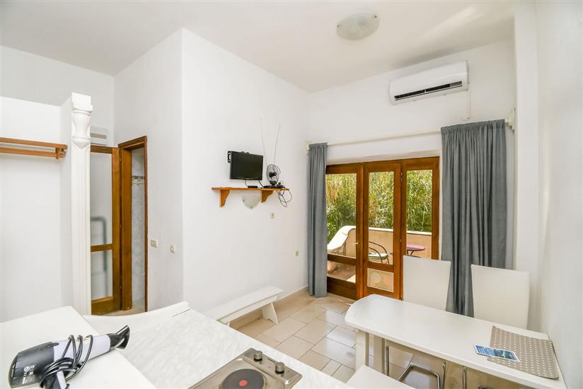 Apartment A2, for 3 persons