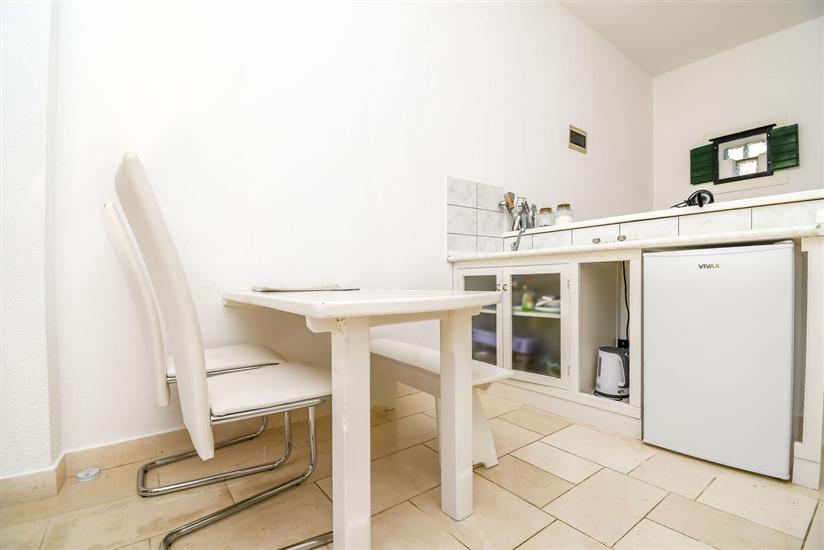 Apartment A2, for 3 persons