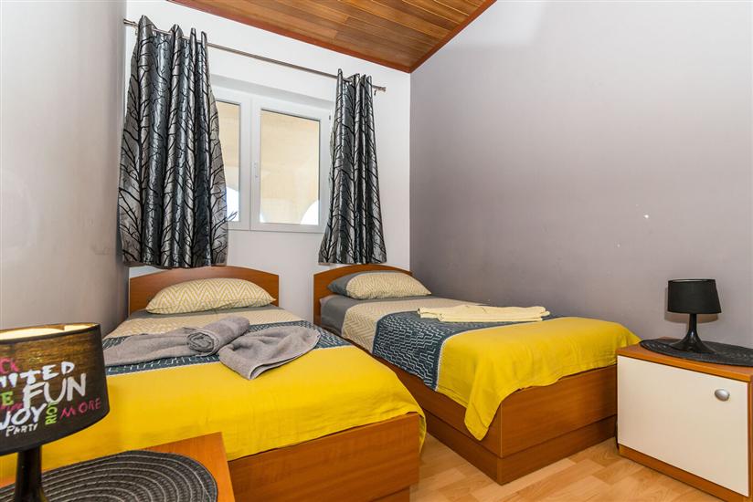 Ferienwohnung A1, für 8 Personen