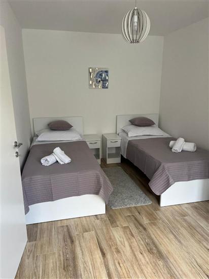 Apartment A3, for 6 persons