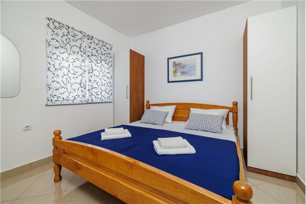 Apartment A2, for 4 persons