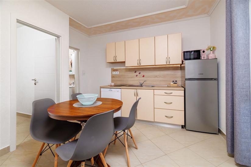 Apartment A2, for 4 persons