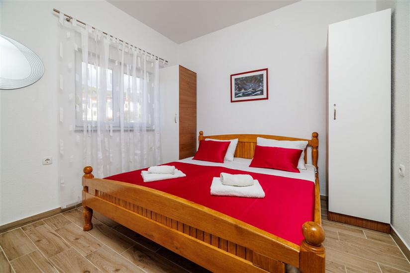 Apartment A4, for 4 persons