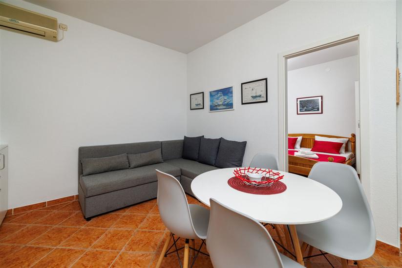 Apartment A4, for 4 persons