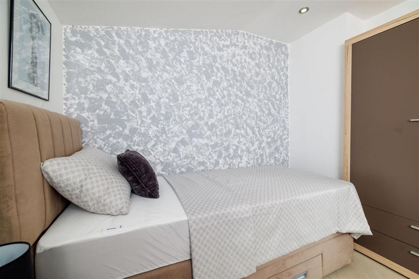 Apartment A5, for 5 persons